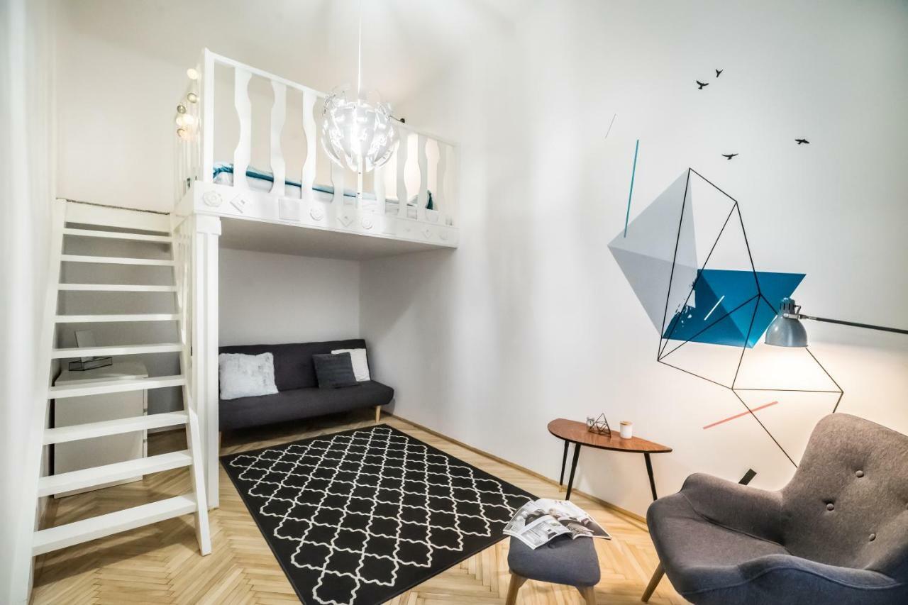 Bpr Colorlib Art Apartment Budapest Luaran gambar