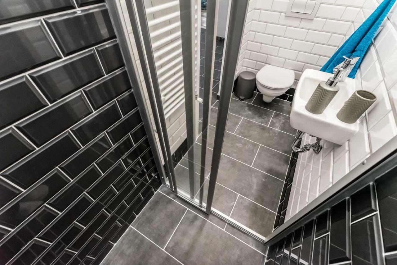Bpr Colorlib Art Apartment Budapest Luaran gambar