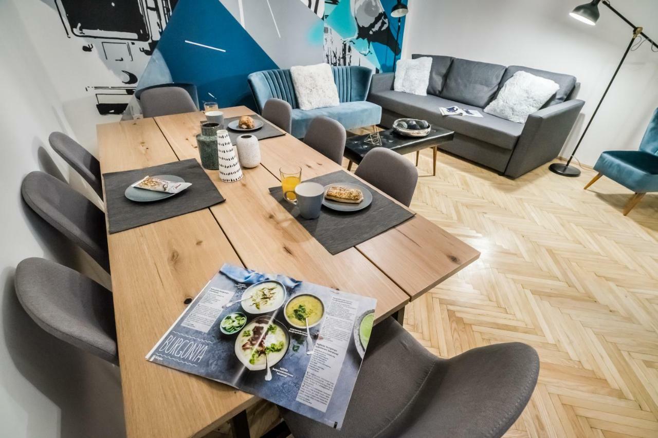 Bpr Colorlib Art Apartment Budapest Luaran gambar