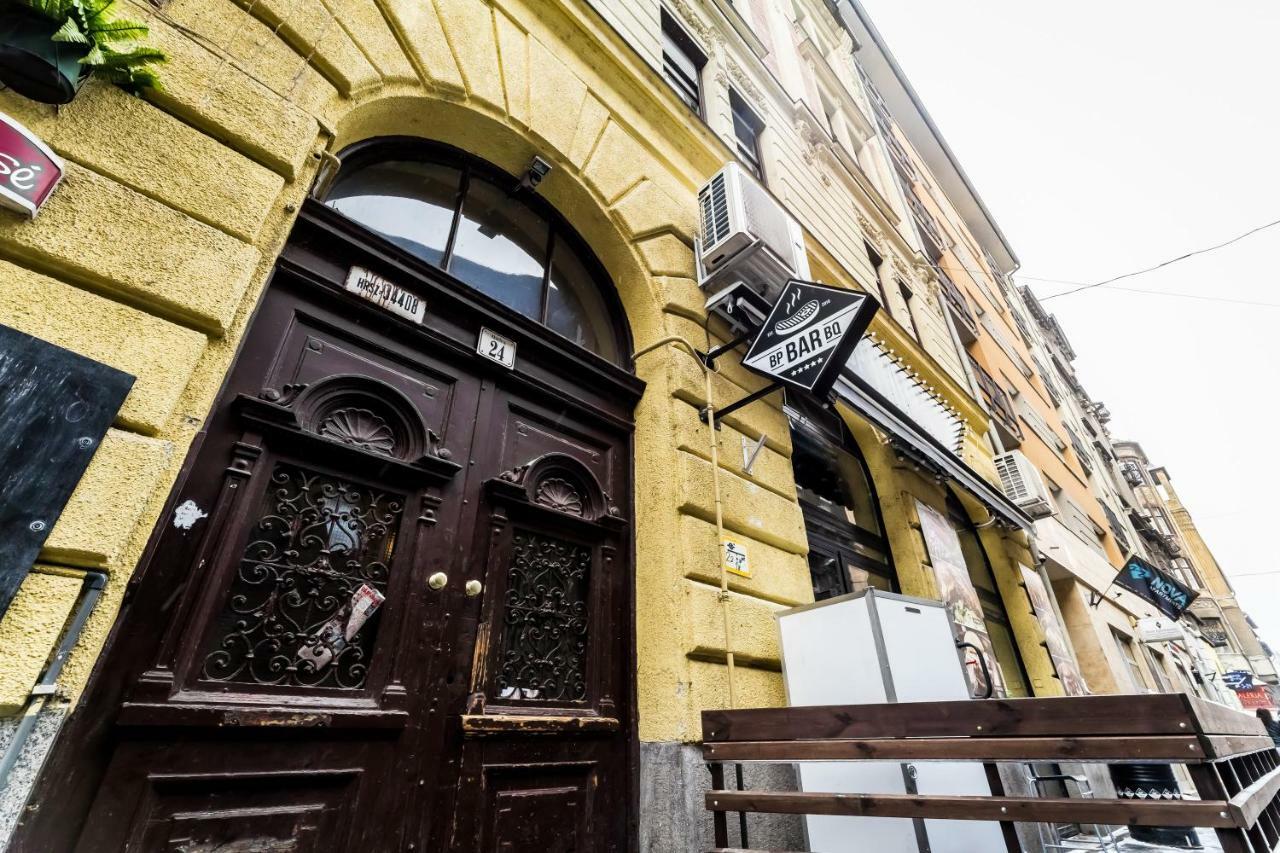 Bpr Colorlib Art Apartment Budapest Luaran gambar